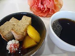 シフォンケーキ&挽きたてコーヒー
