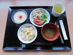 にこにこホームのご昼食