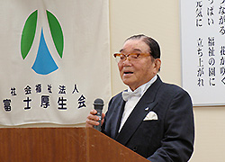 施設長近影