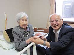 100才のお祝いで