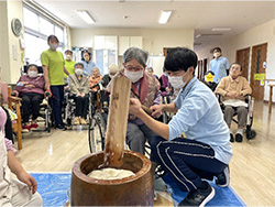 お餅つき2