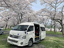 桜の開花に合わせて皆でドライブにも行きました