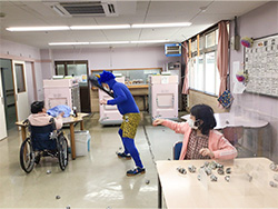 みなさんの豆まきで鬼は退散していきました。
