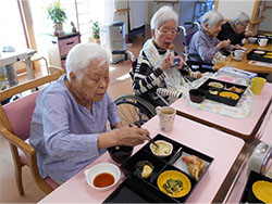 松花堂弁当を食べました