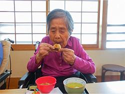 みのぶ饅頭を食べました